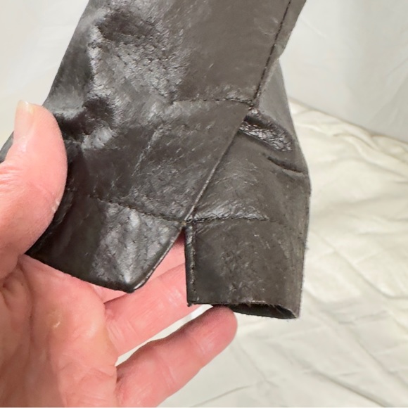 Chadwick’s 100% Leather Coat - Picture 6 of 9